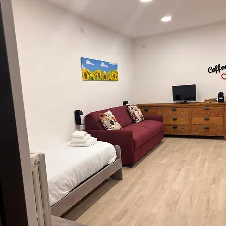Kibilu - Ospedale Circolo E Universita - Centro Apartment *