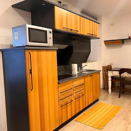 Apartment Kibilu - Ospedale Circolo E Universita - Centro